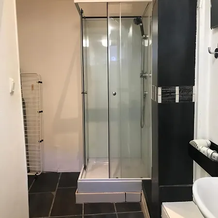 Le Saint Julien 2 - Hypercentre - Proche Thermes & Parcs - Chic Vichy