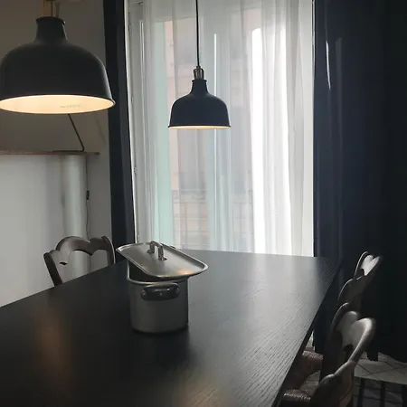 Apartment Le Saint Julien 2 - Hypercentre - Proche Thermes & Parcs - Chic
